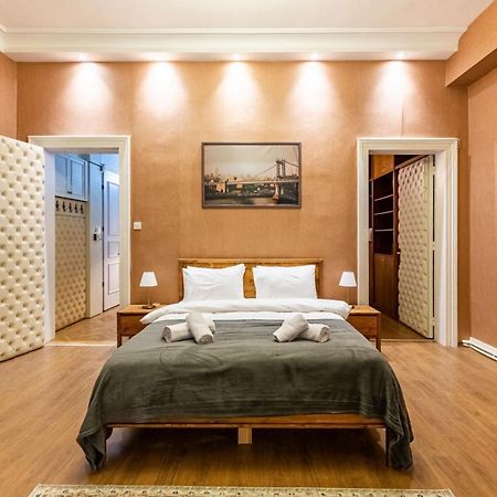 Historical Flat With A Lovely Sea View In Beyoglu İstanbul Dış mekan fotoğraf