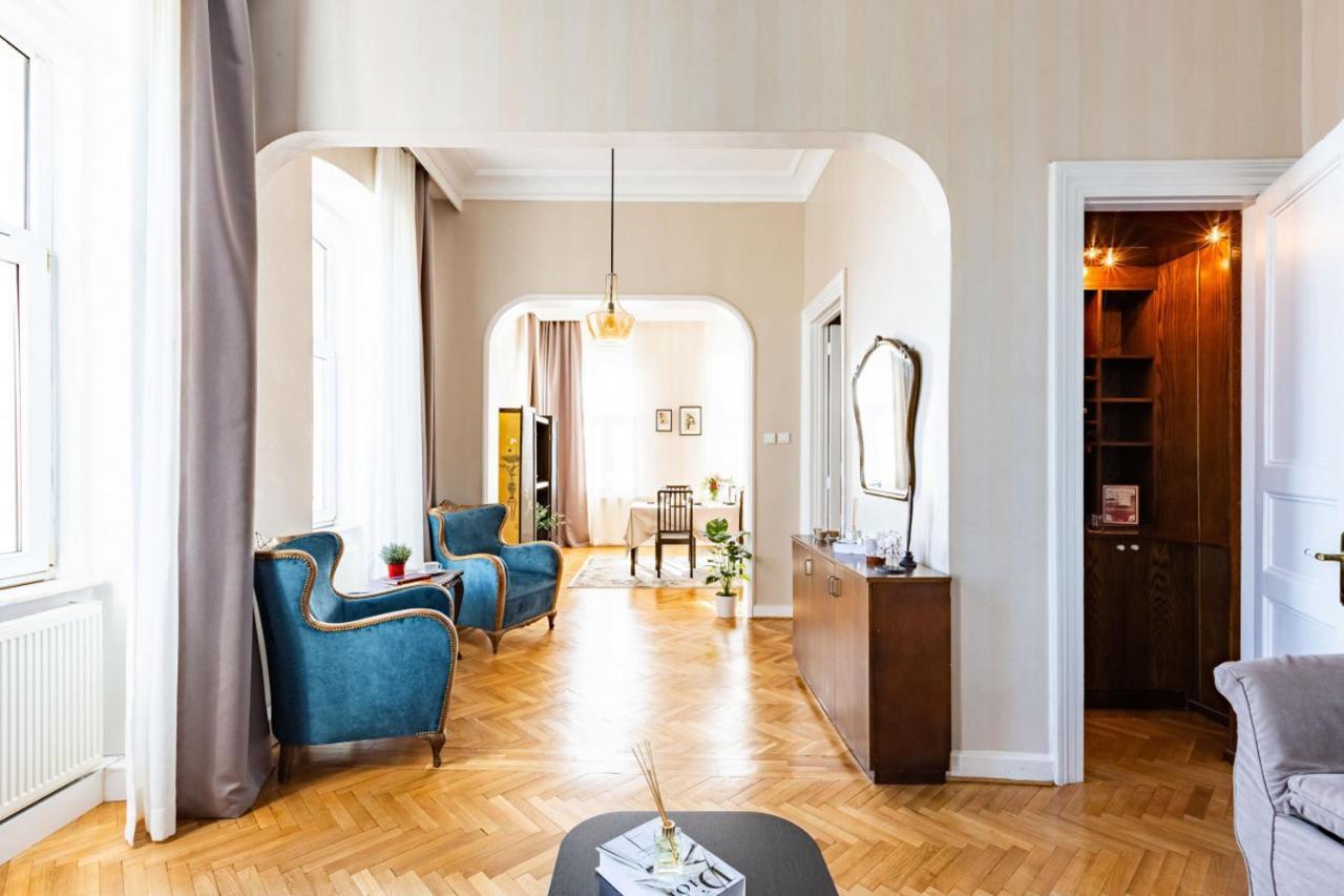 Historical Flat With A Lovely Sea View In Beyoglu İstanbul Dış mekan fotoğraf