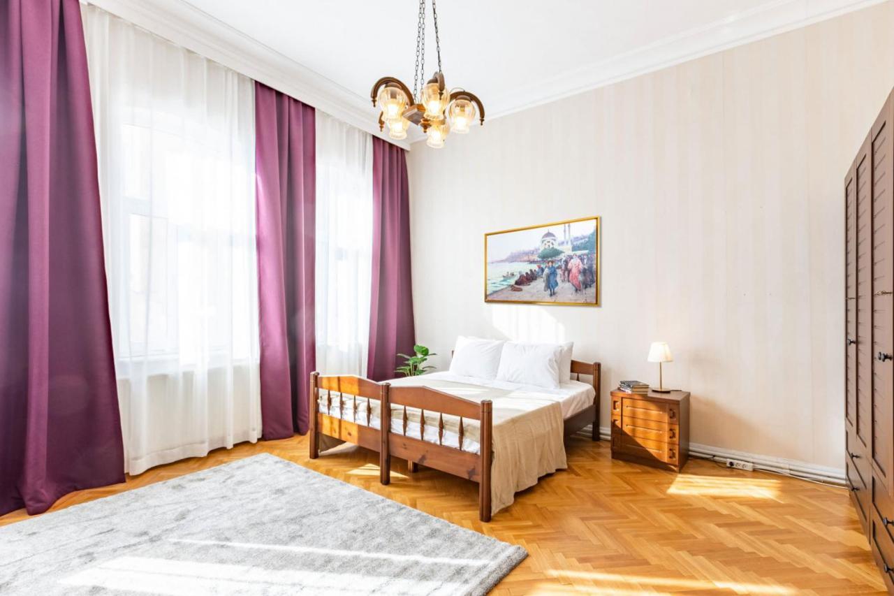 Historical Flat With A Lovely Sea View In Beyoglu İstanbul Dış mekan fotoğraf