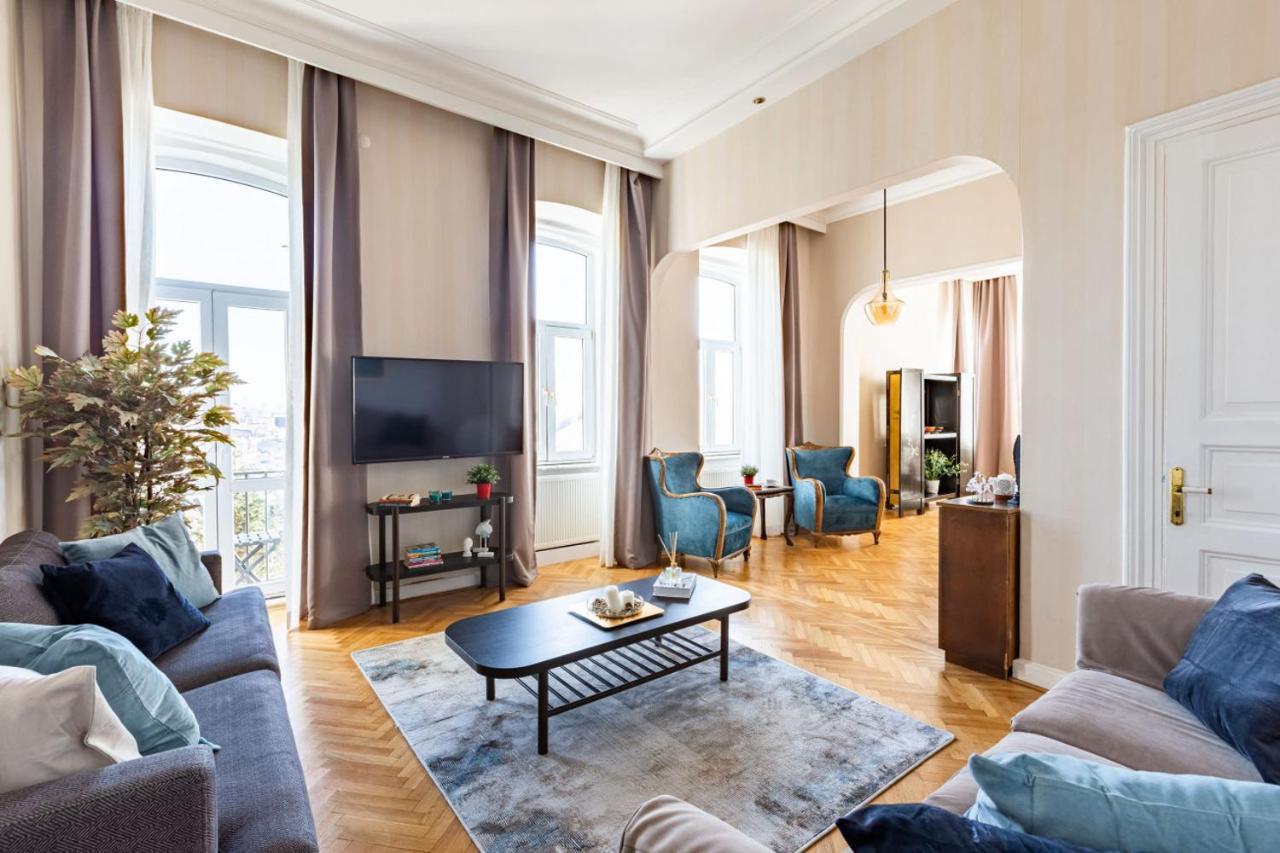 Historical Flat With A Lovely Sea View In Beyoglu İstanbul Dış mekan fotoğraf