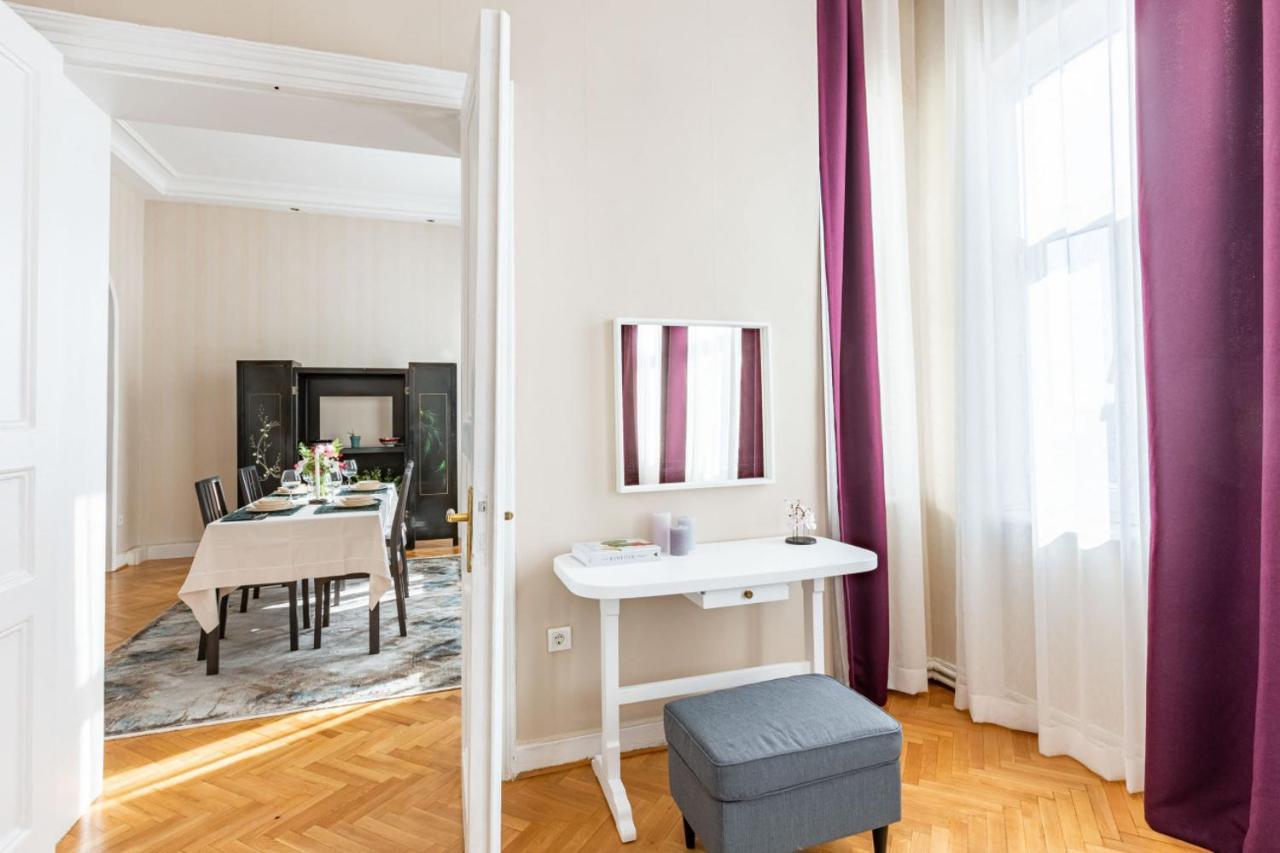 Historical Flat With A Lovely Sea View In Beyoglu İstanbul Dış mekan fotoğraf