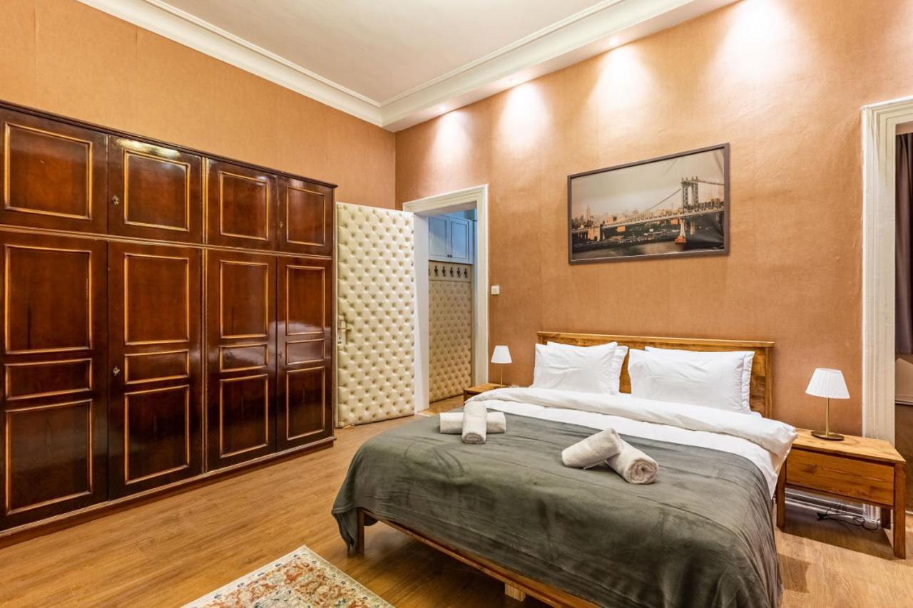 Historical Flat With A Lovely Sea View In Beyoglu İstanbul Dış mekan fotoğraf
